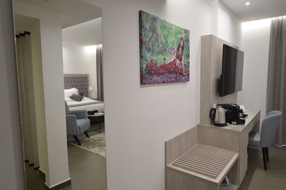Zett Hotel Jounieh 28/43