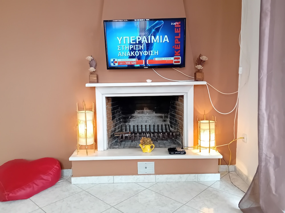 White Villa 10/50