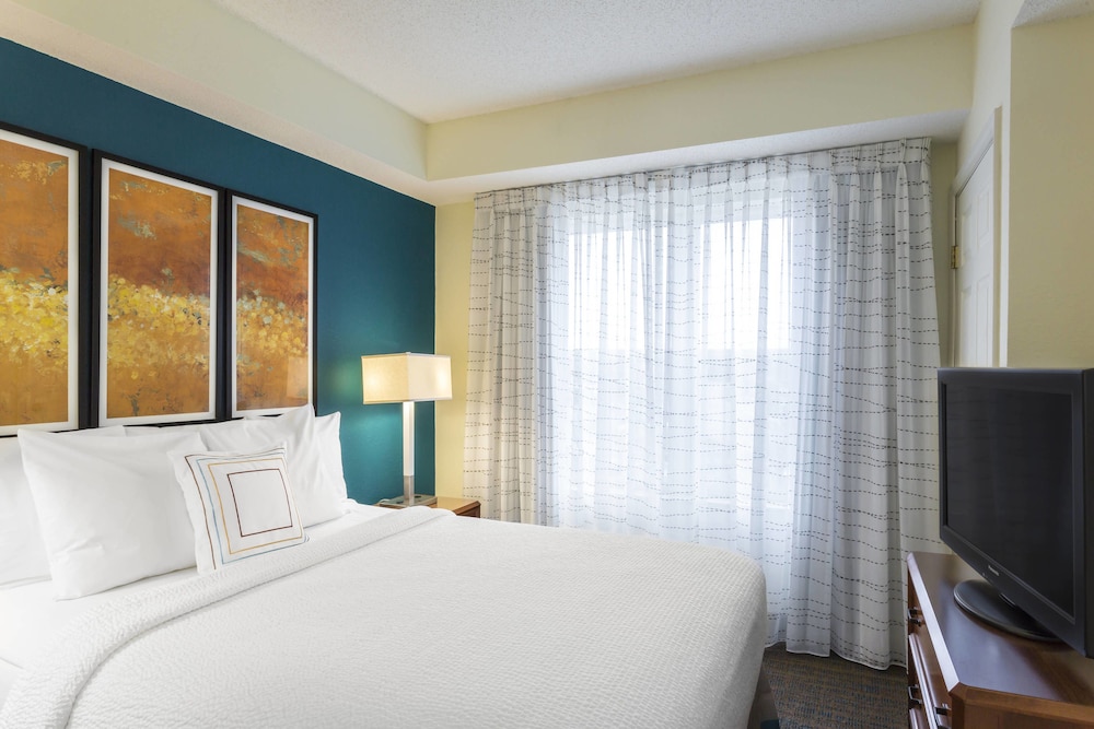 Residence Inn By Marriott Louisville Northeast 10/33