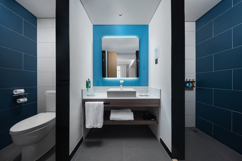 Holiday Inn Express Jingdezhen Taoxichuan 21/45