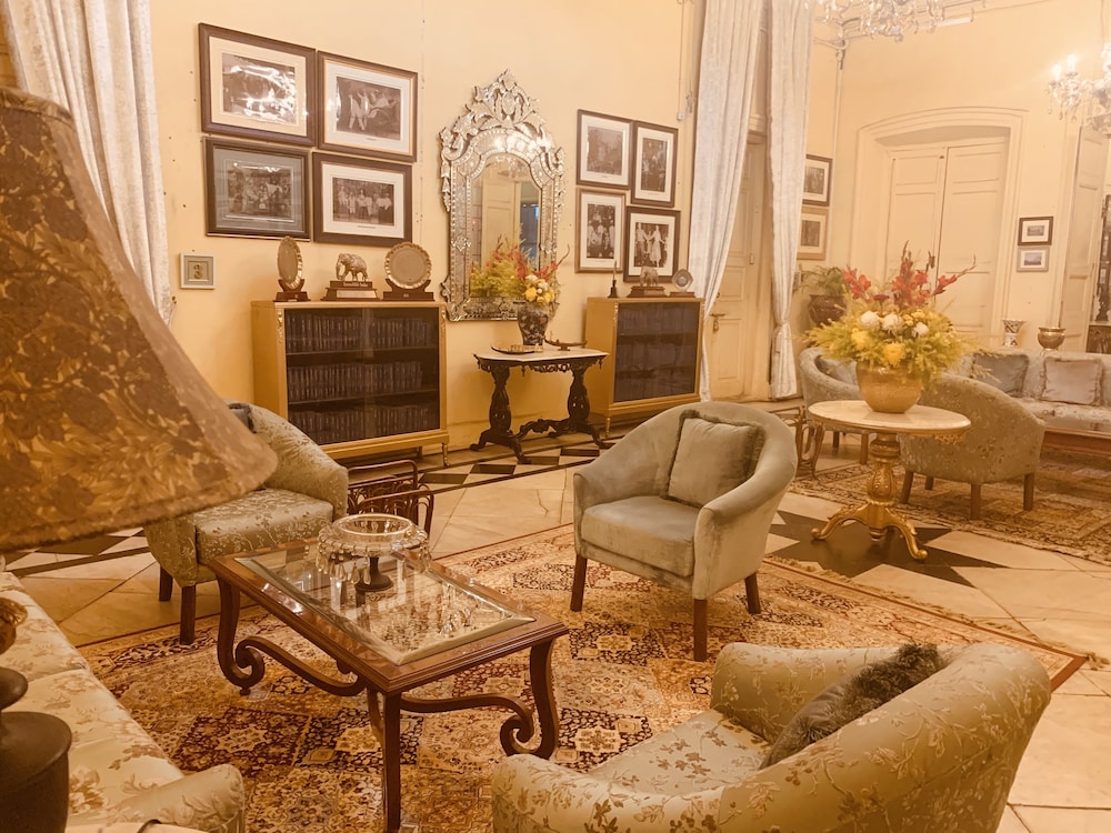 The Elgin Fairlawn Kolkata 33/60