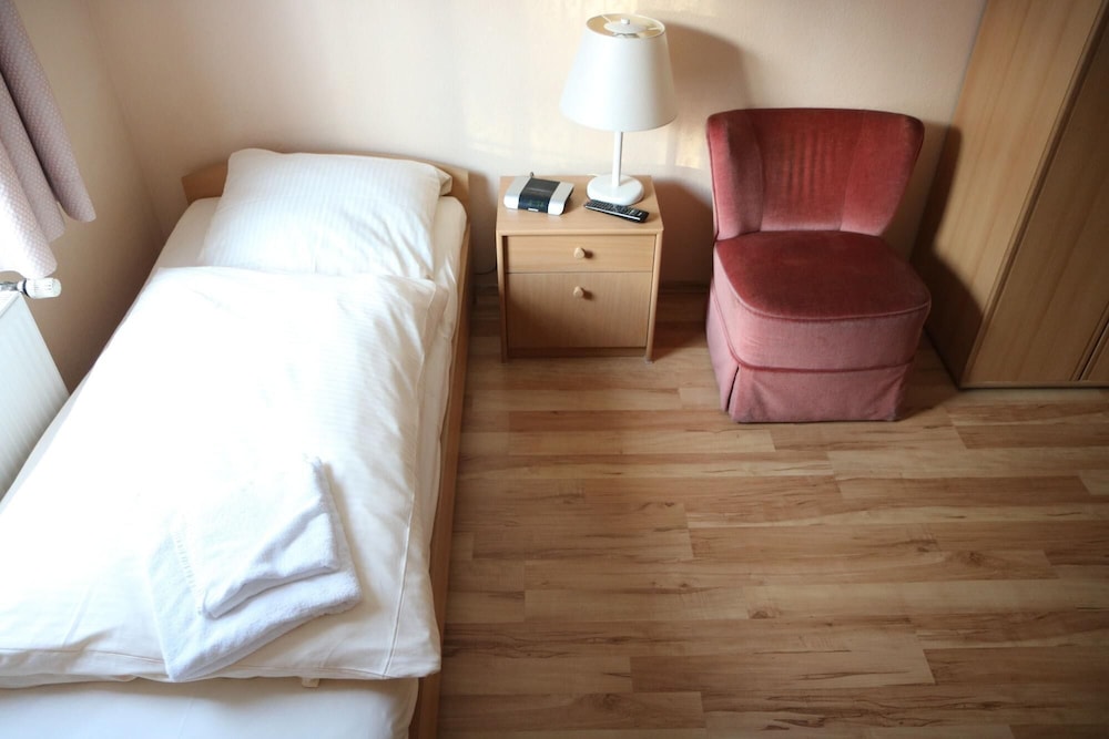 Hotel Apex، Hemmingen 16/50