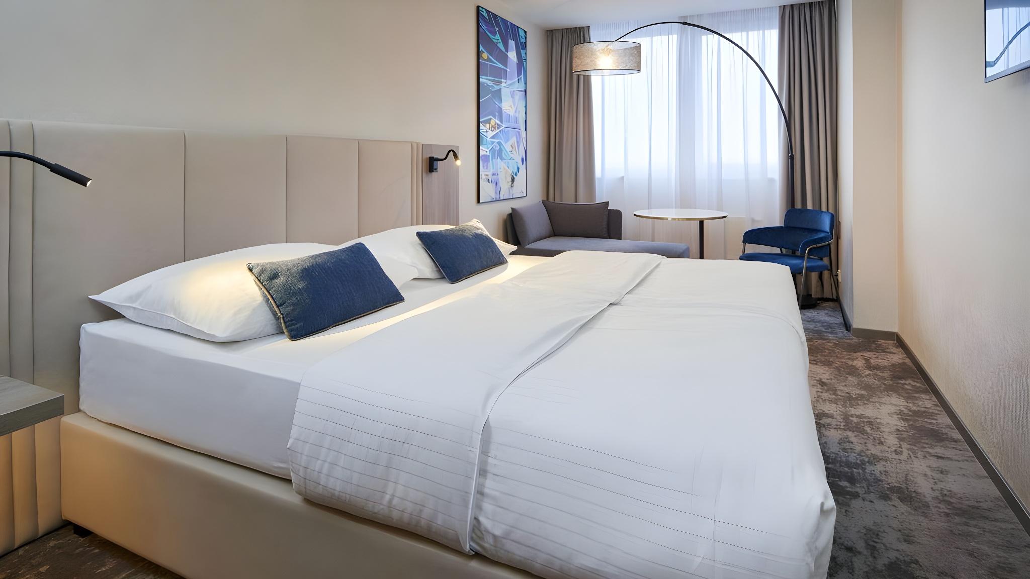 Executive, Double Bed, Pool Access