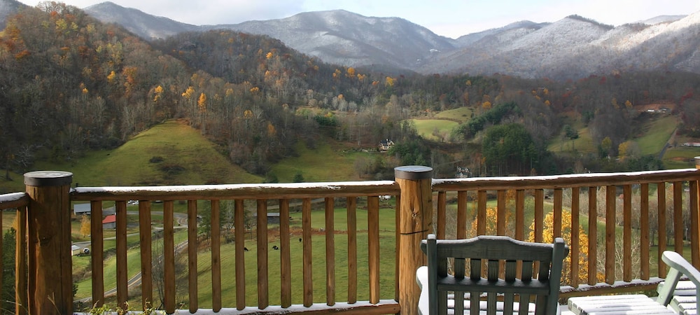 Wildberry Lodge Bed &amp; Breakfast 36/50