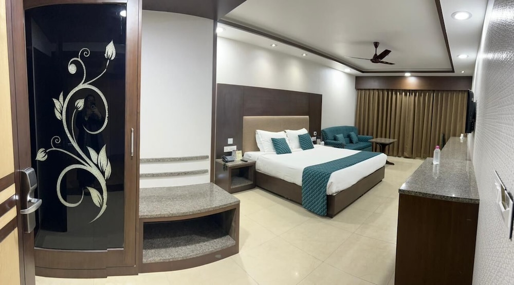 Amar Yatri Niwas 14/50