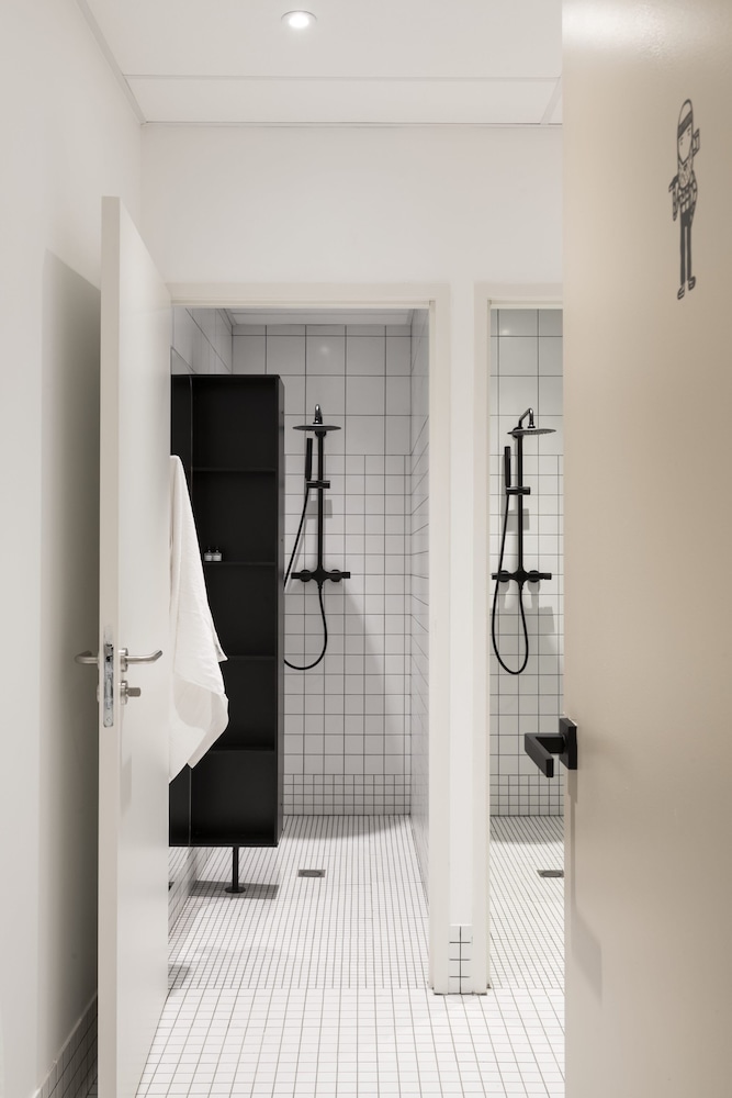 Central Hostel 19/50