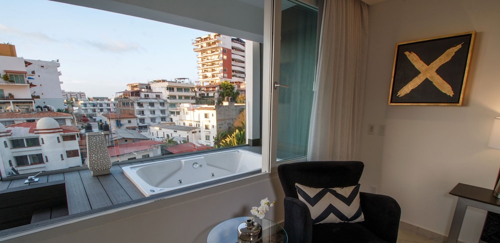 D Terrace Luxury Residences 23/50