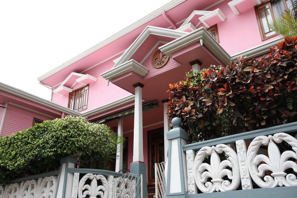 Fleur De Lys Hotel 4/61