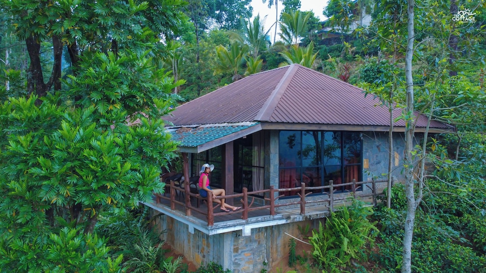 The Tea Cottage Resort And Spa 4/50