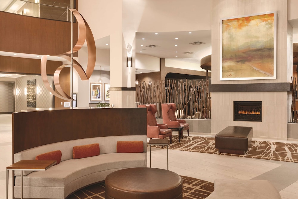 Embassy Suites Springfield 10/62