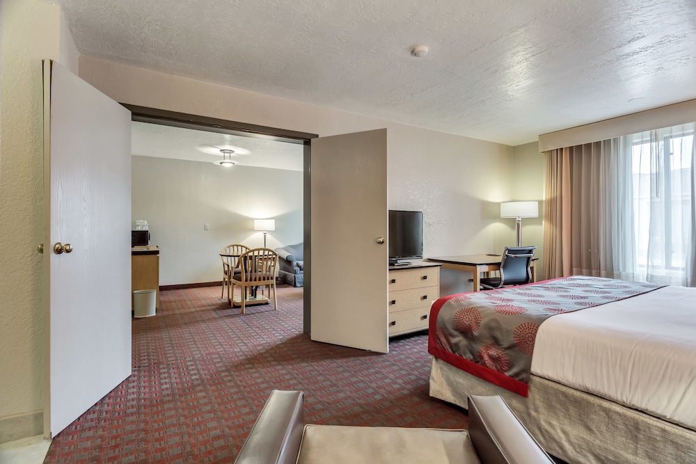 Clarion Inn Salt Lake City Airport 25/63