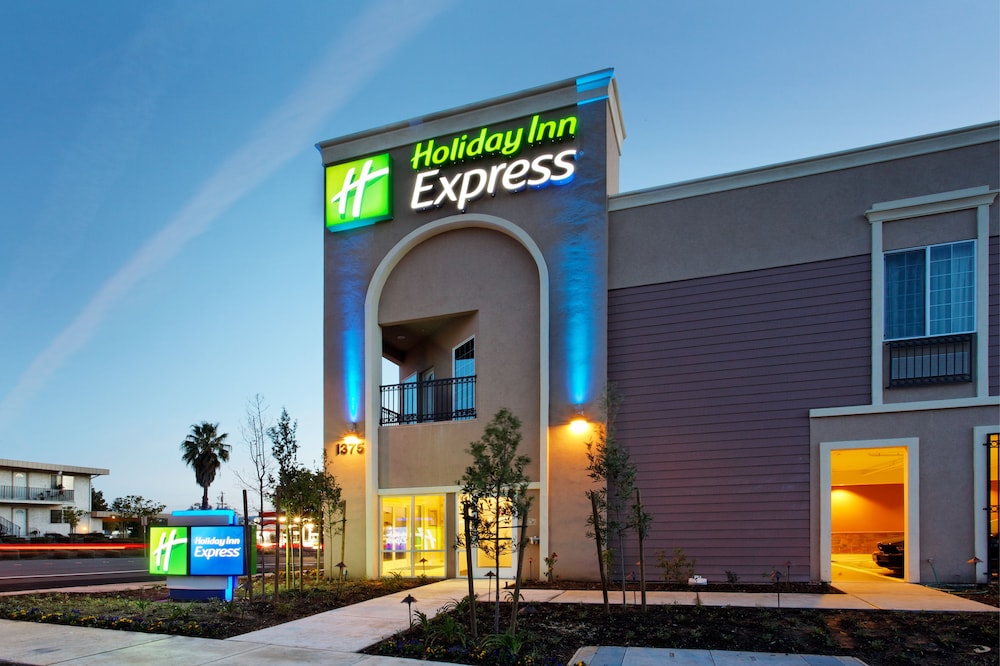 Holiday Inn Express Benicia 1/56