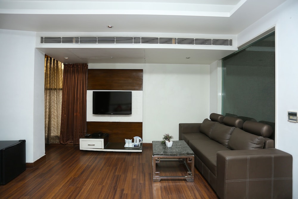 Hotel Uppal International 39/50