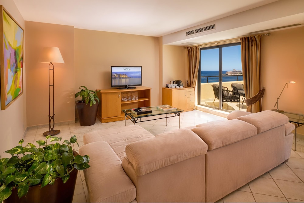 Verdi St. George's Bay Marina 31/50