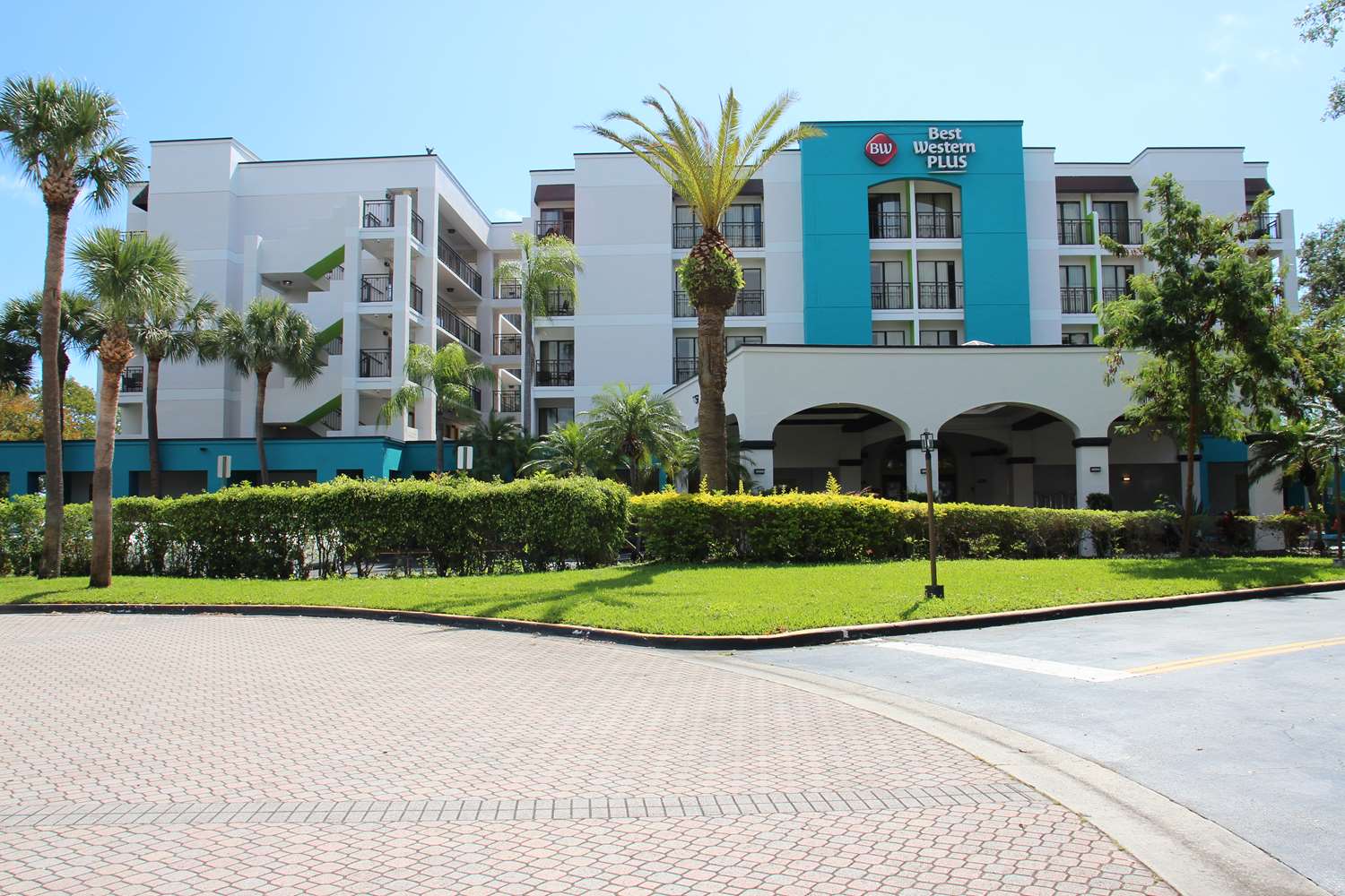 Best Western Plus Deerfield Beach Hotel & Suites 13/14