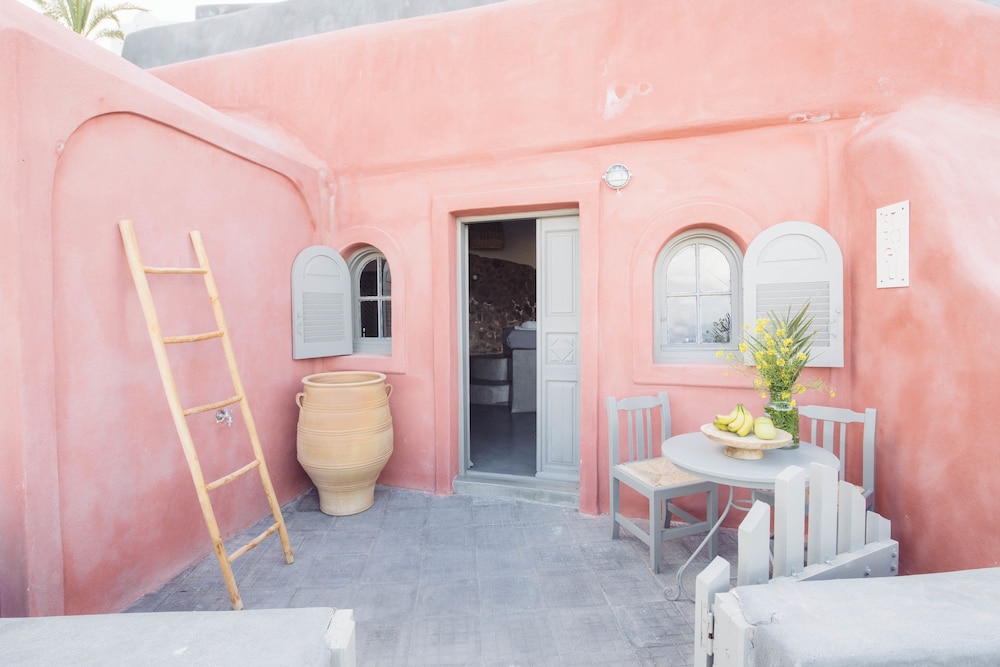 Santorini Villas 20/45