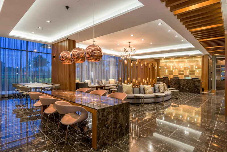 Courtyard By Marriott Bogota Airport 8/65