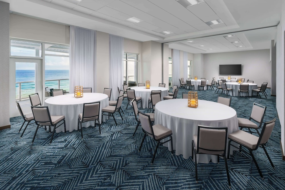 Hyatt Place Panama City Beach 39/49