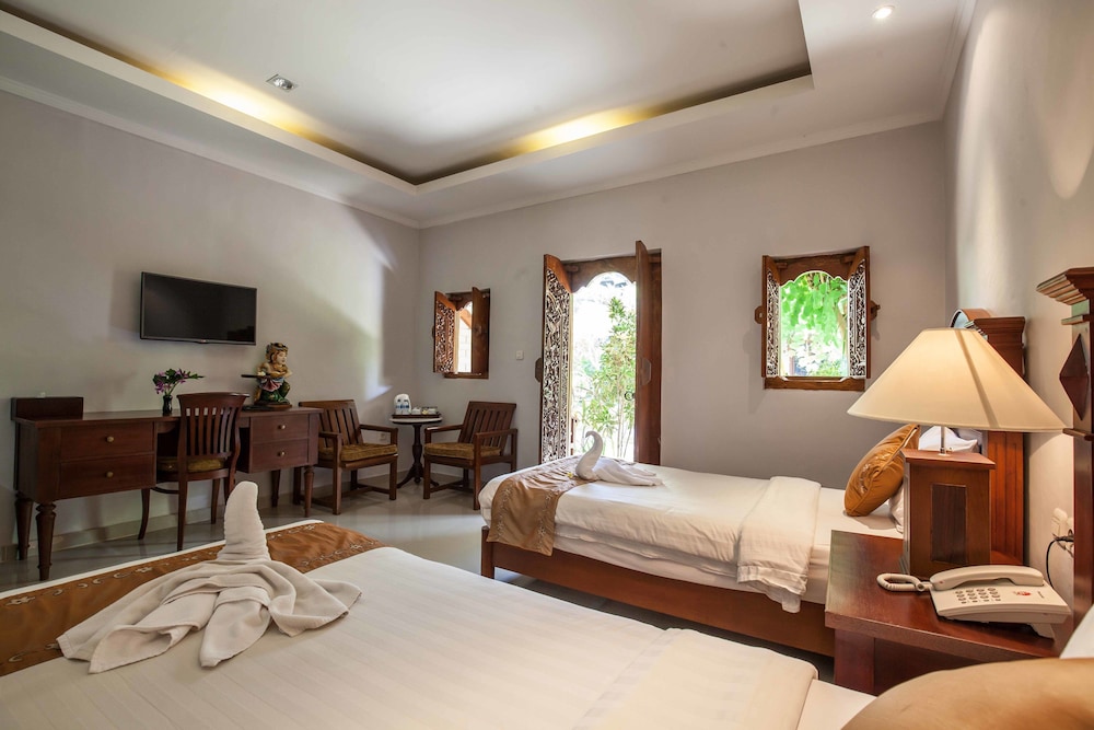 VILA SHANTI BEACH HOTEL 11/36