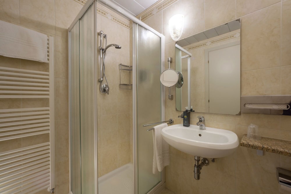 Hotel Terme Firenze 34/39