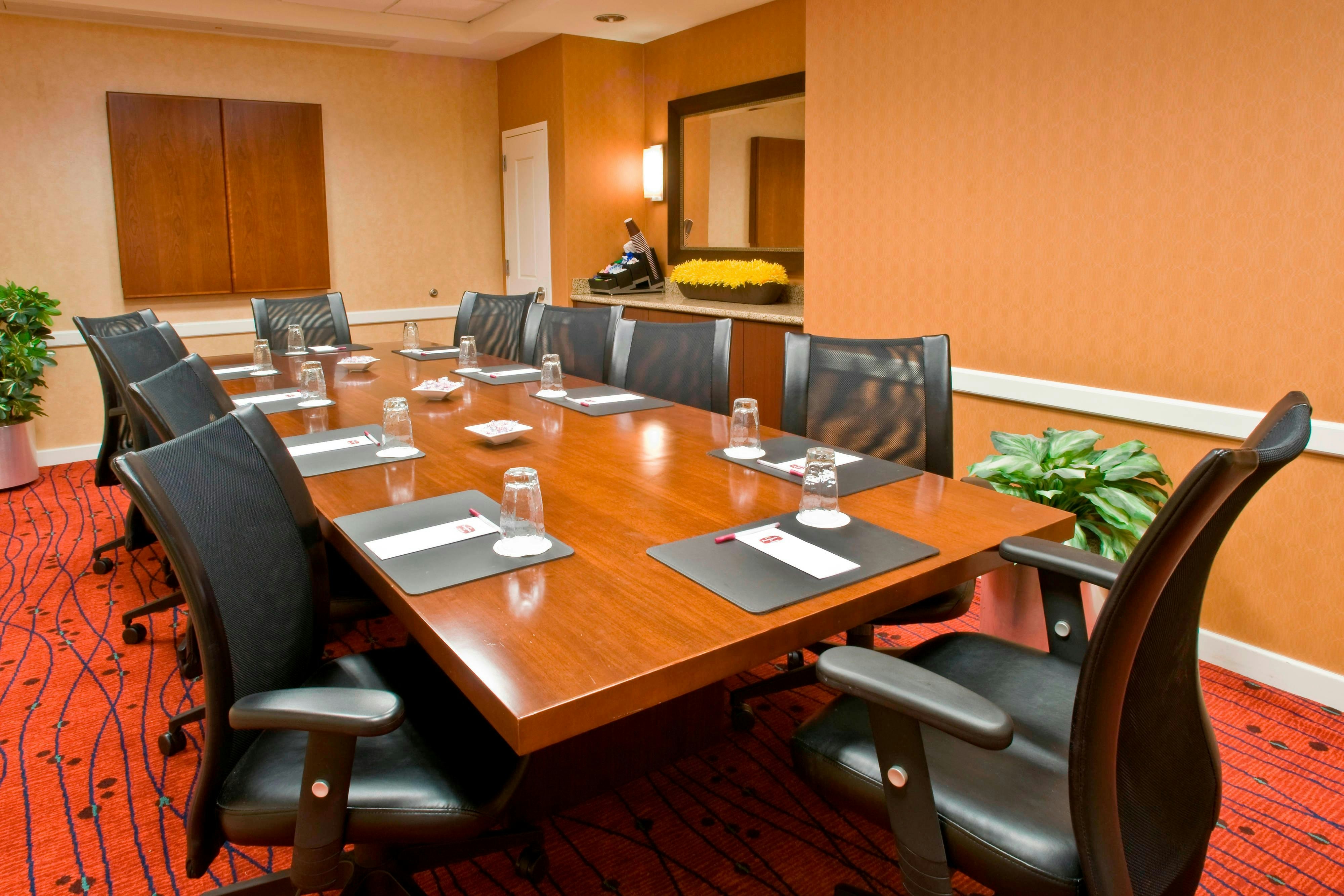 Courtyard By Marriott Cincinnati North At Union Centre 43/50