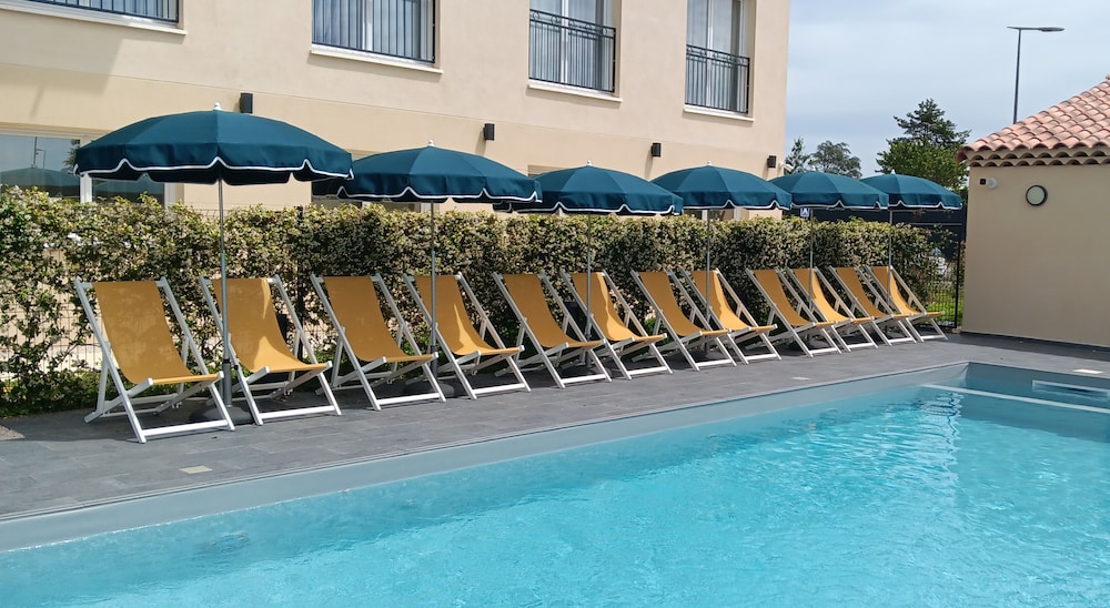 ibis Styles Miramas-Provence 44/48