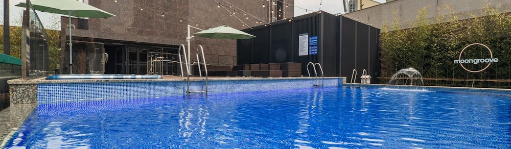 Park Marine Hotel 66/69