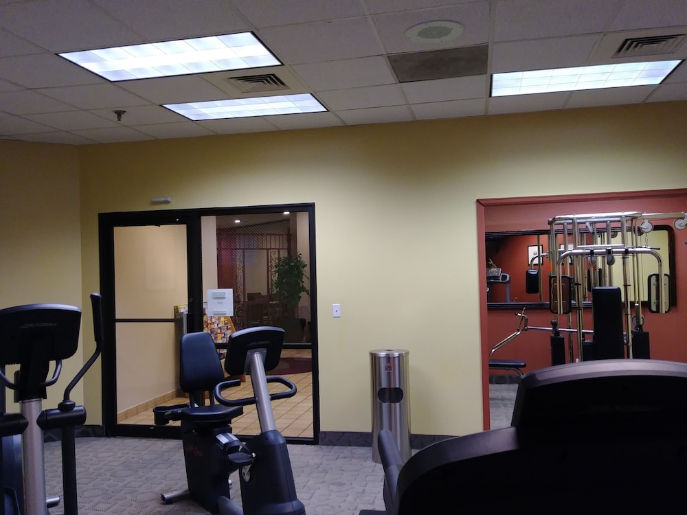 Quality Inn & Suites Fort Collins East 32/58