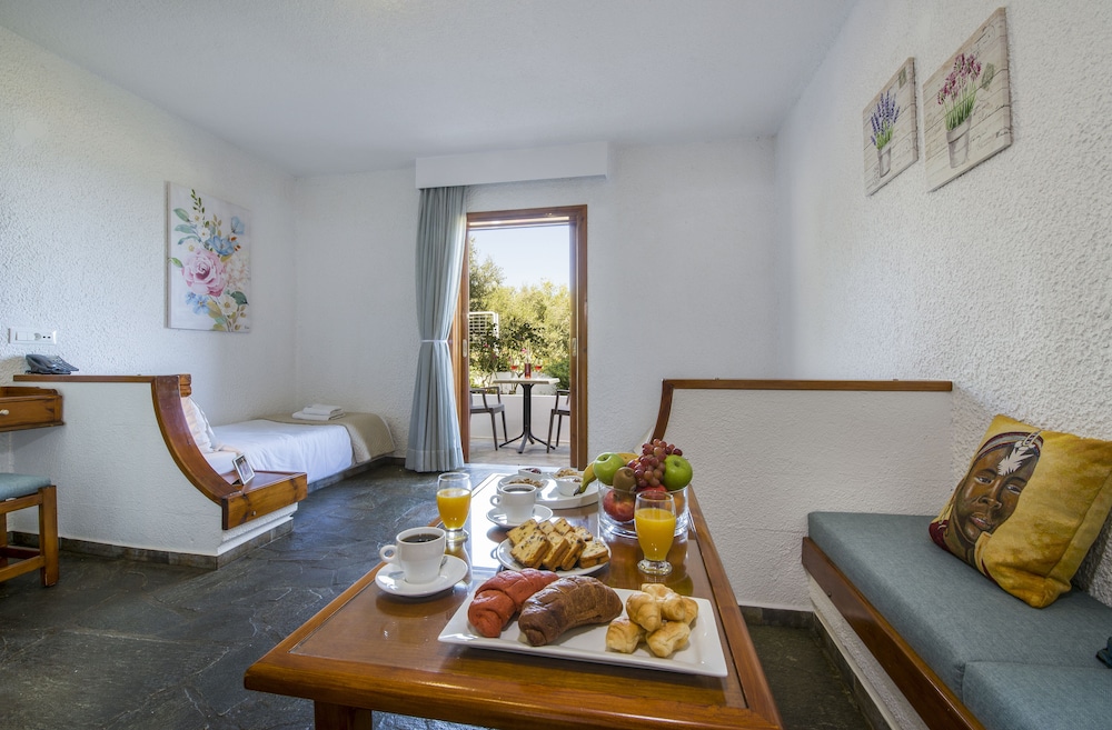 Folia Hotel Apartments 21/50