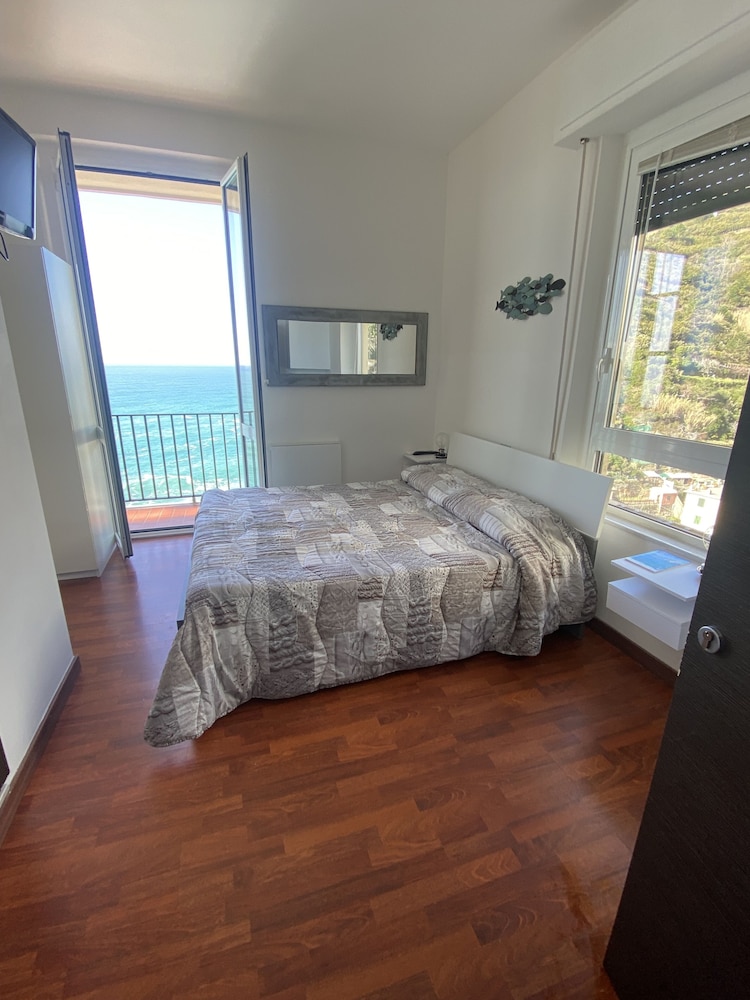 SOL, DELUXE, DOUBLE BED, SEA VIEW