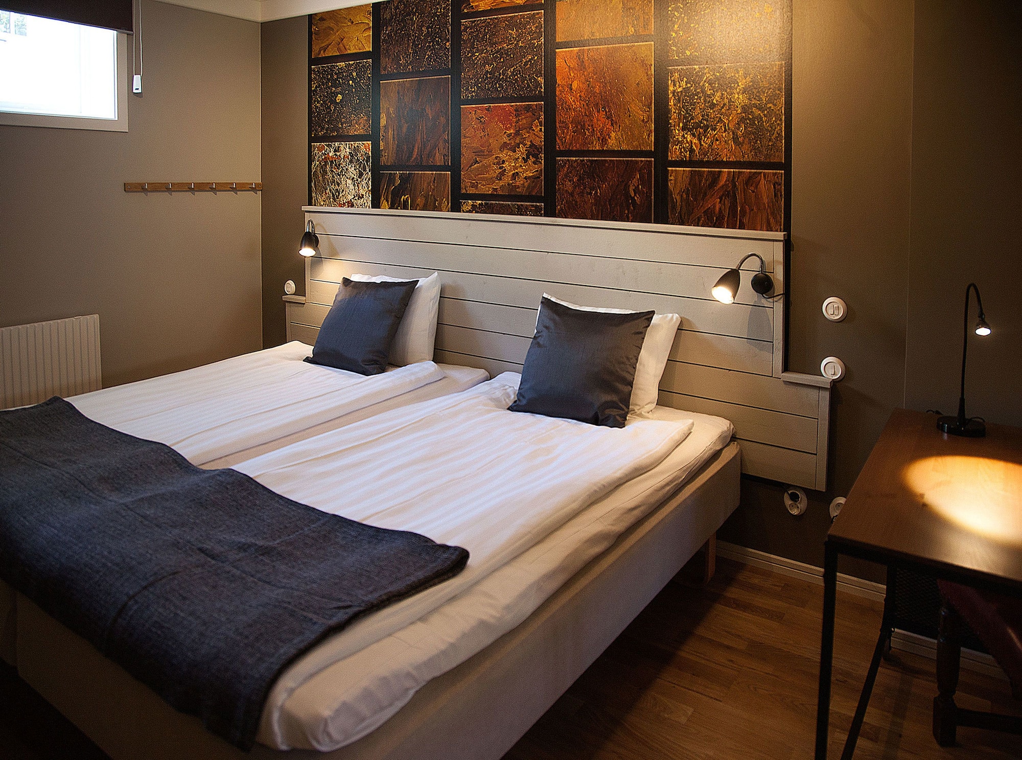 Economy, Basement, Double Bed, Private Bathroom