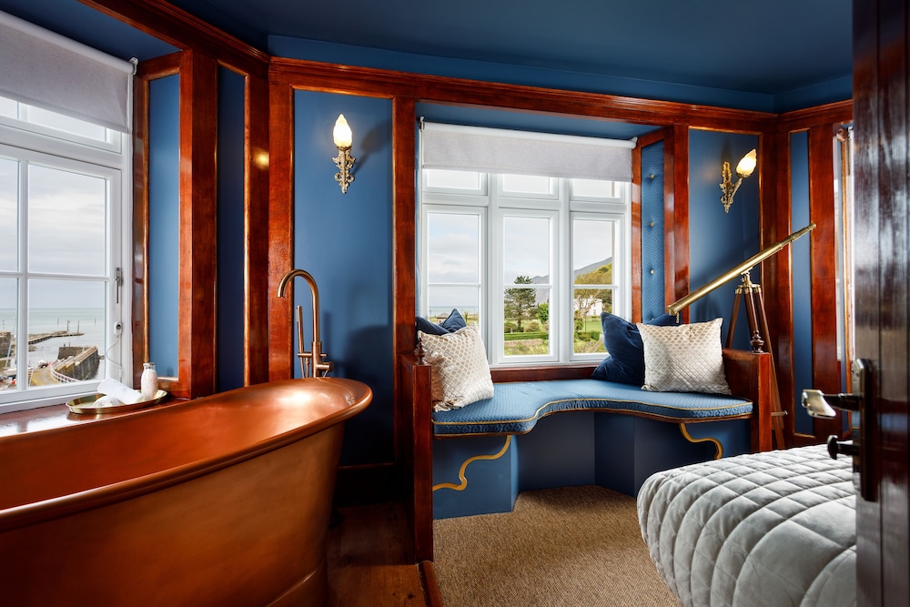 The Bath Hotel 24/61