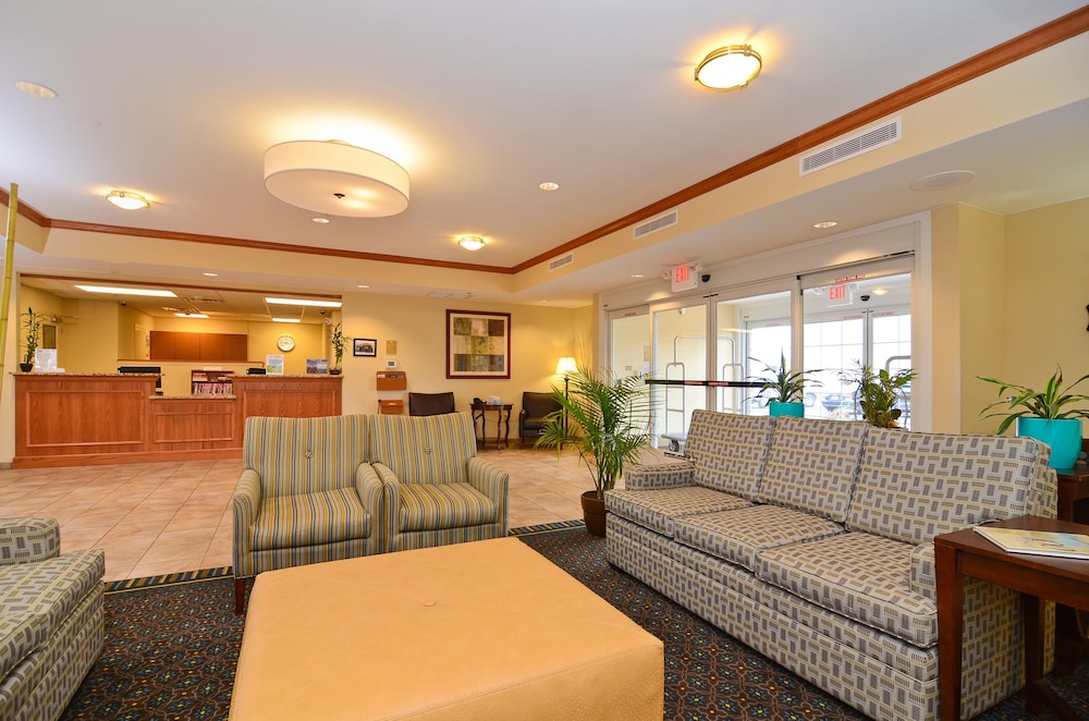 Candlewood Suites Chambersburg 41/63
