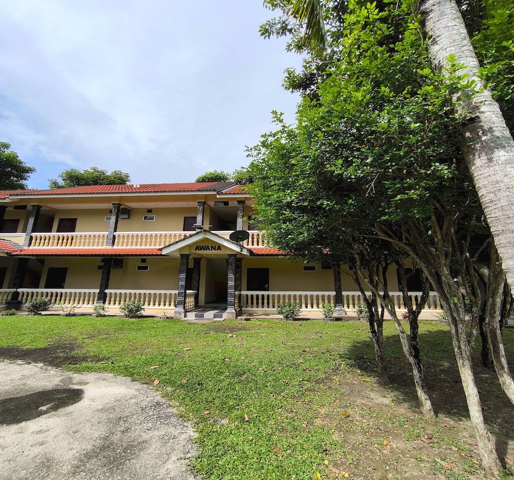 OYO 90906 Rumah Rehat Awana 6/45