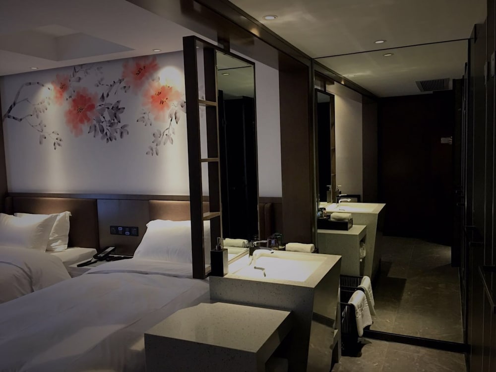 Paco Hotel (Guangzhou Dongpu Tianhe City) 2/33
