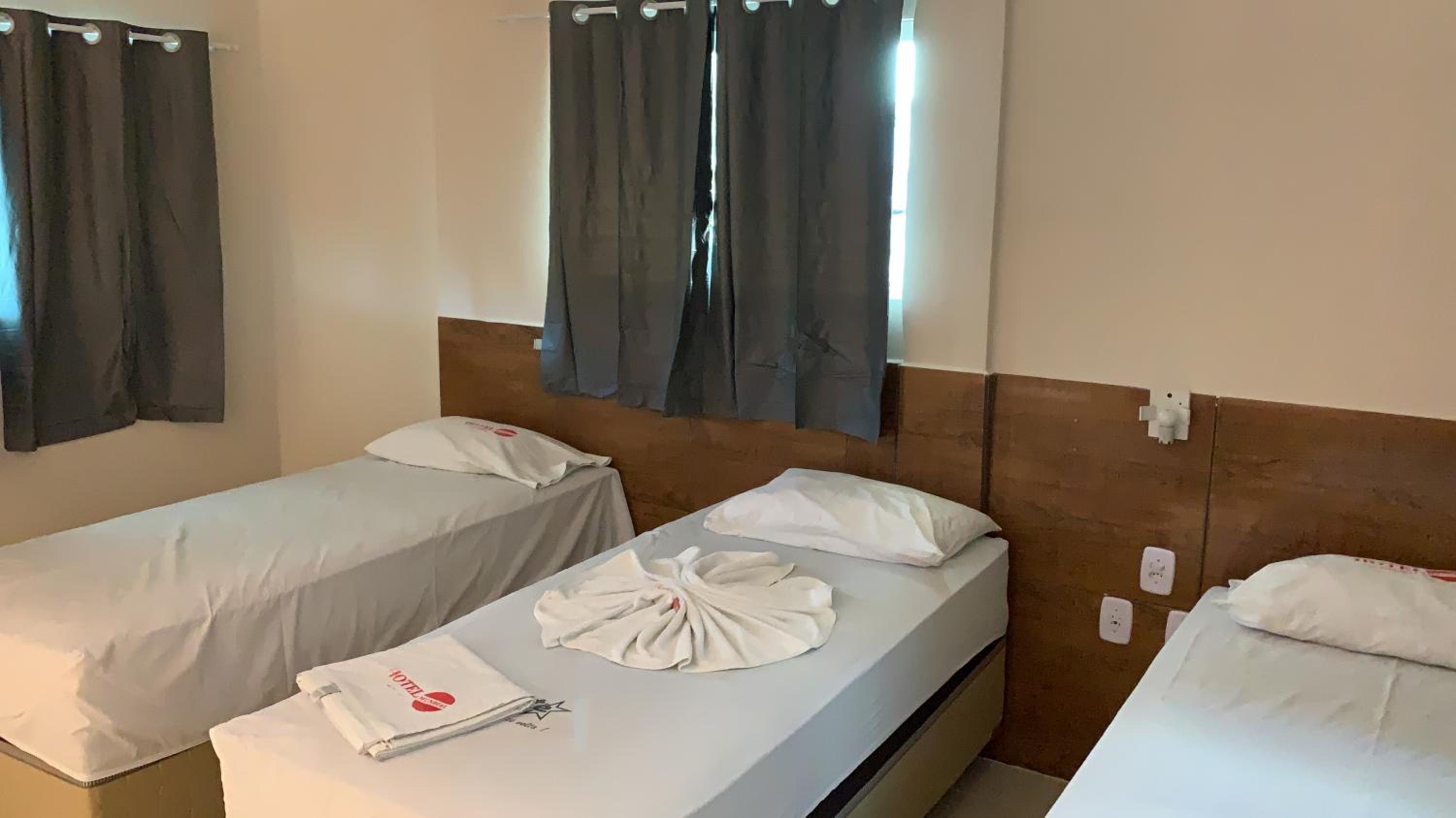 Hotel Mundial 12/36