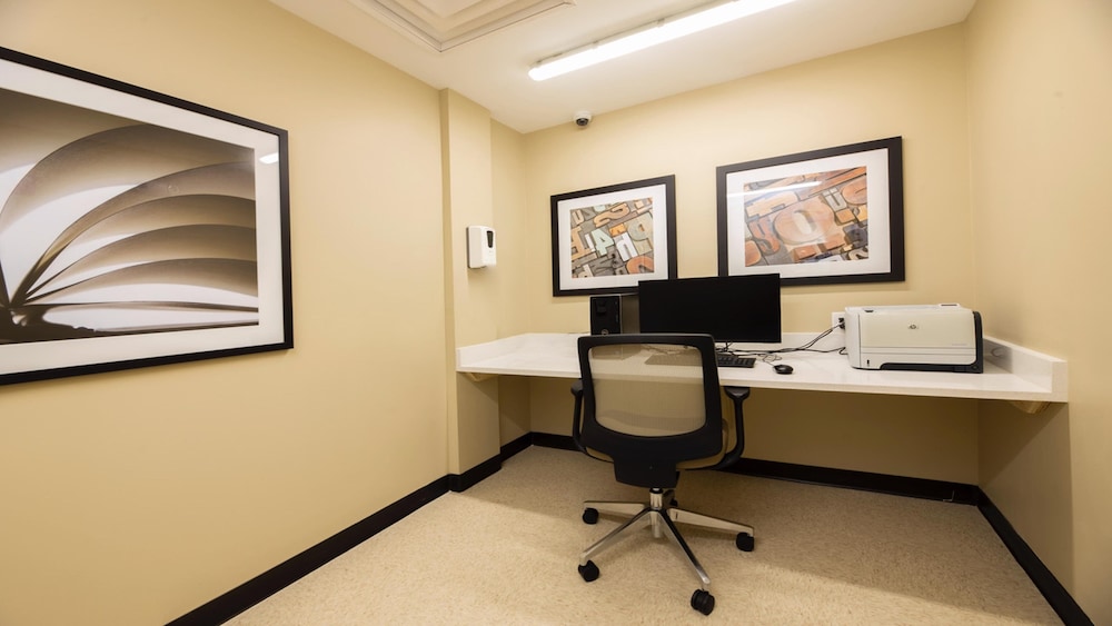 CANDLEWOOD SUITES DUMFRIES - QUANTICO 57/63