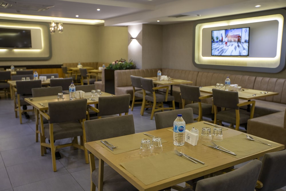 Best Garden Hotel 55/60
