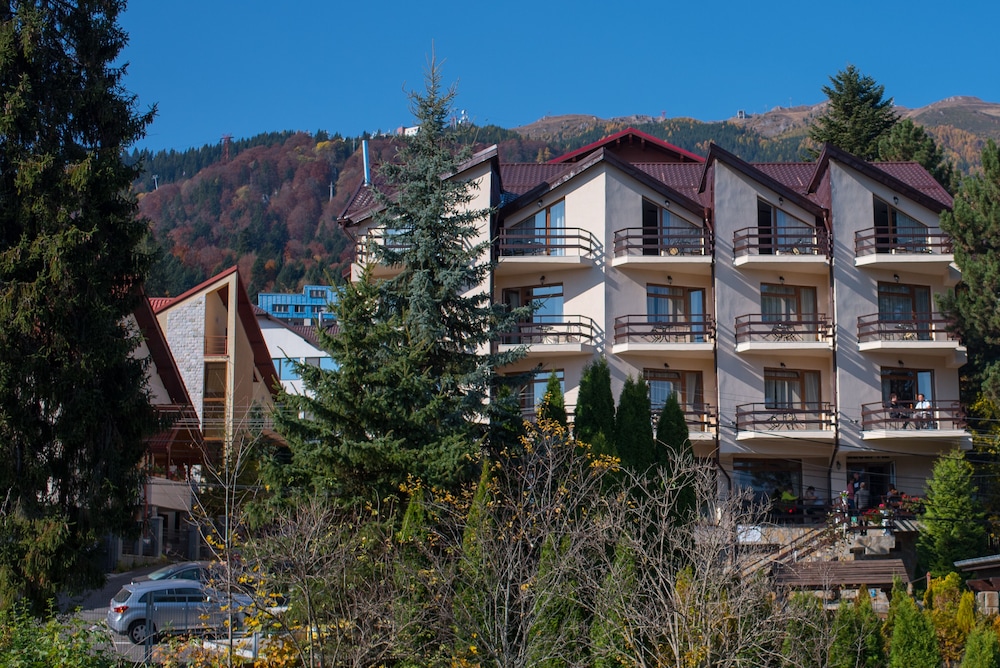 Hotel Marea Neagra 5/70