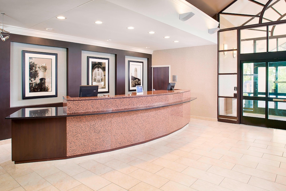 Lobby at Courtyard By Marriott Ann Arbor, ANN ARBOR - MI