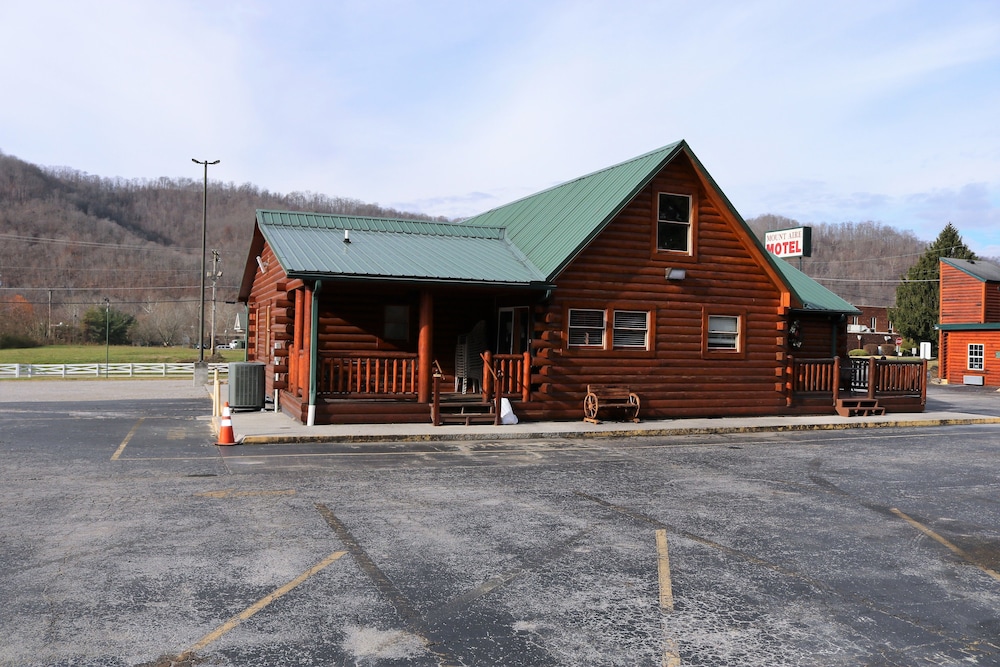 Rodeway Inn Harlan, KY 13/67
