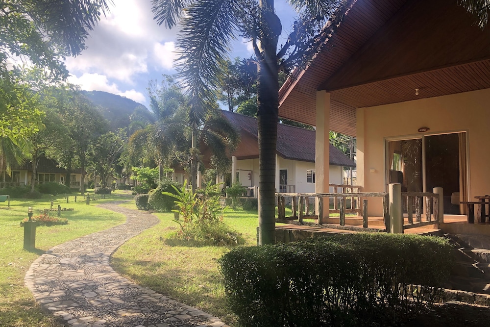 Koh Chang Privilege Resort 36/44