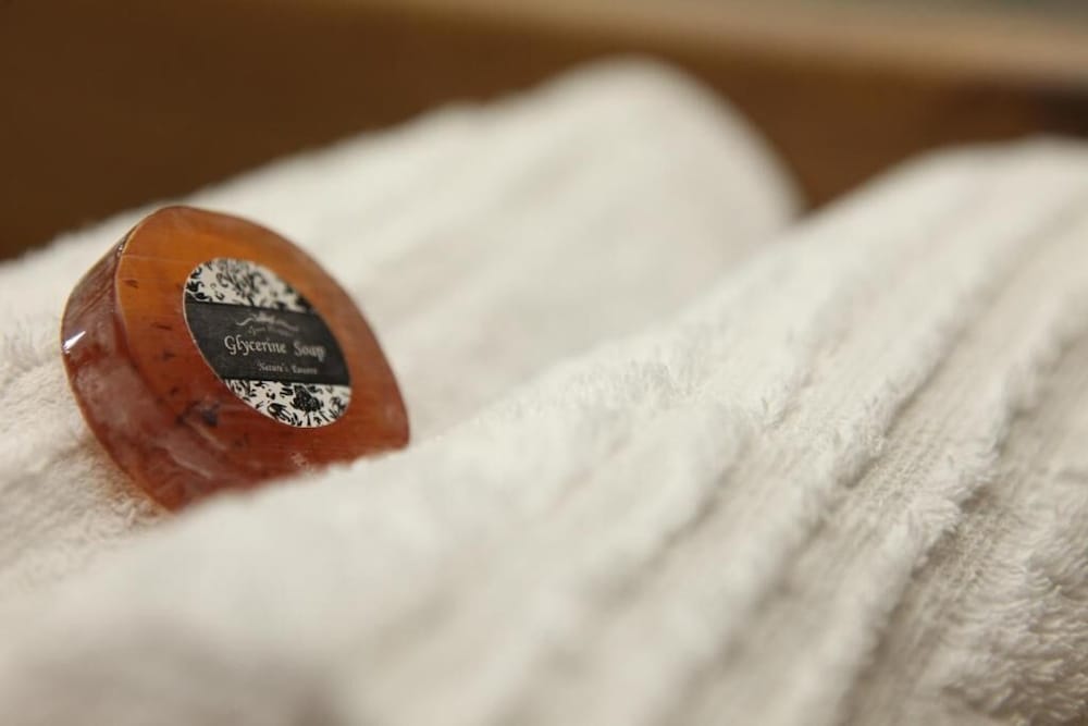 Wilderness Beach Hotel 35/65