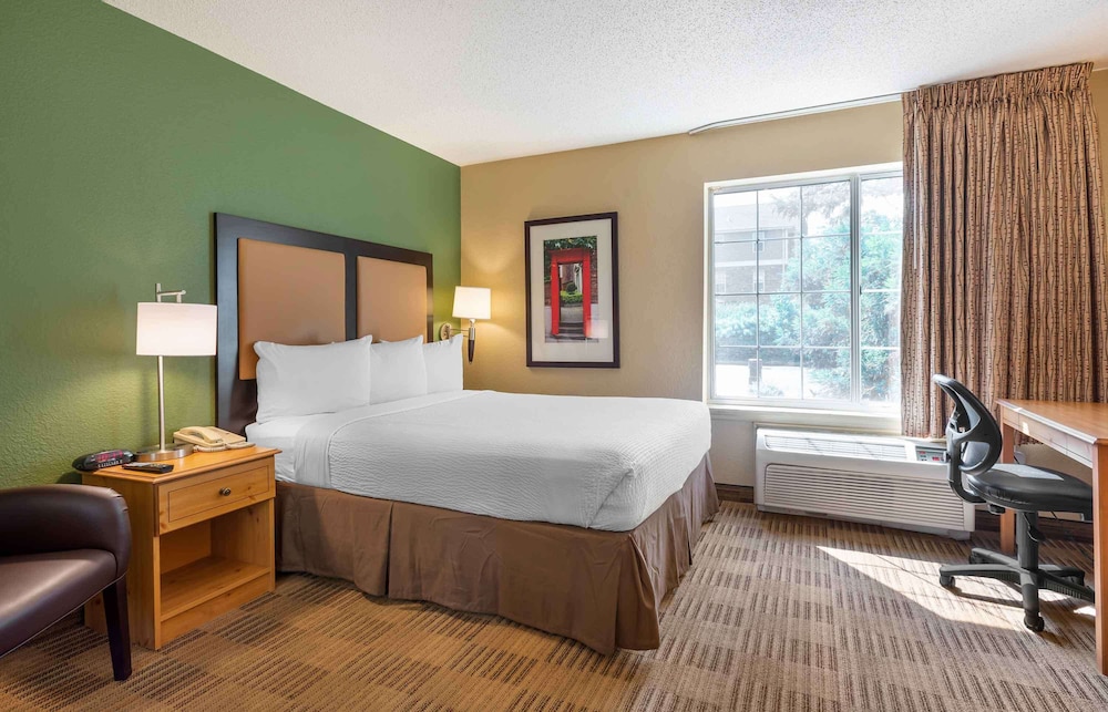 Extended Stay America - Woodbridge - Newark 15/50