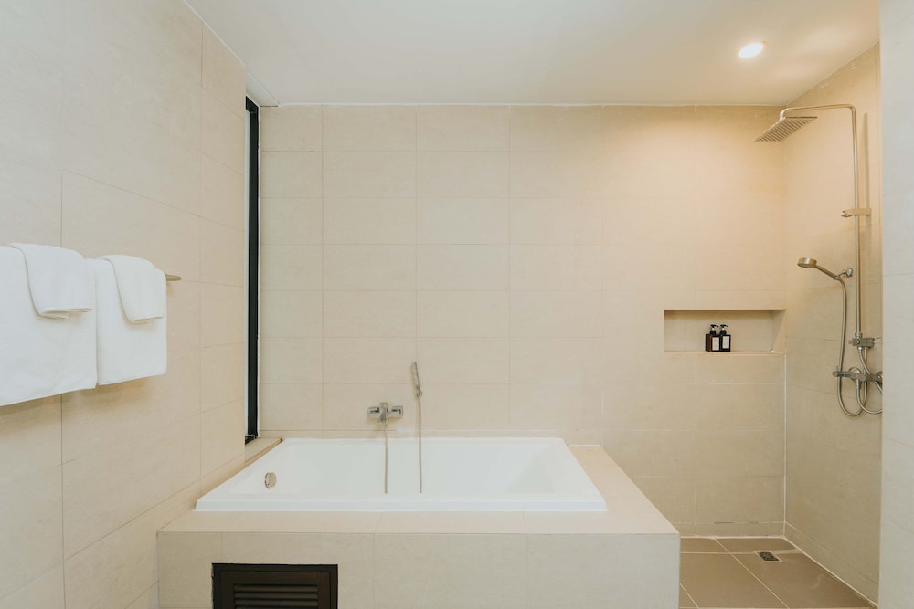 Sukhothai Treasure Resort Spa 73/74