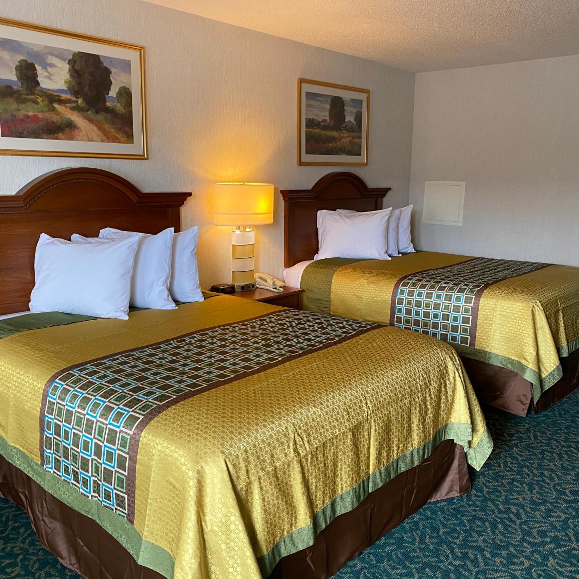 Harrisonville Inn & Suites 17/29