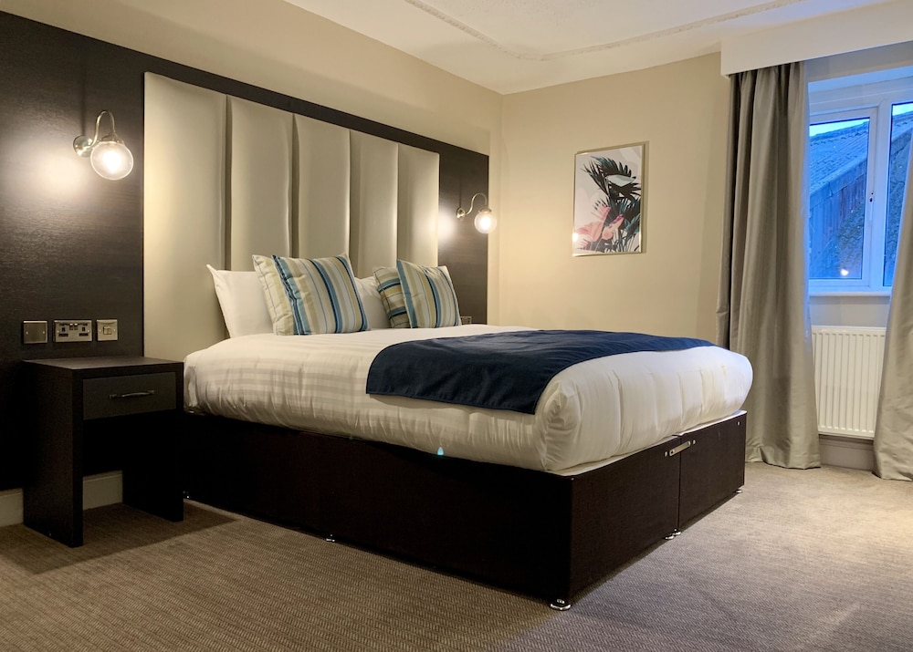 BUSINESS, KING BED