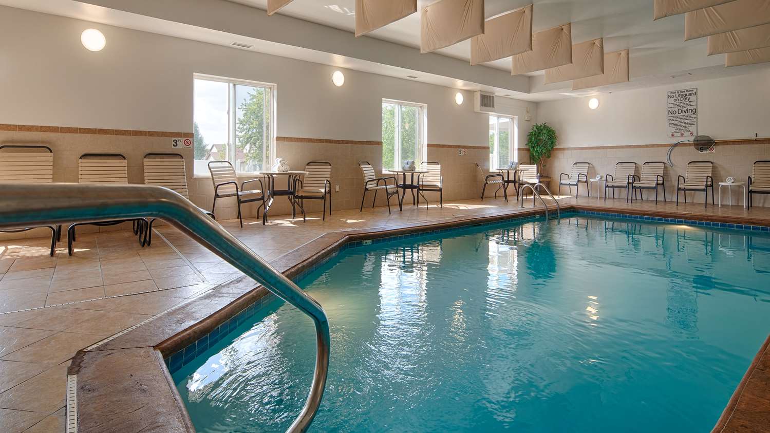 Best Western Plus Pontoon Beach 5/10