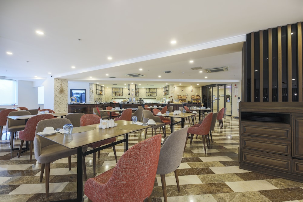 Noax Hotel 48/71
