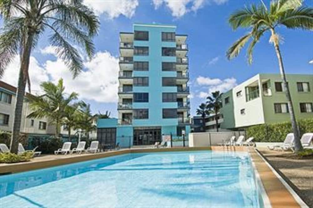 Aqualine Apartments 6/74